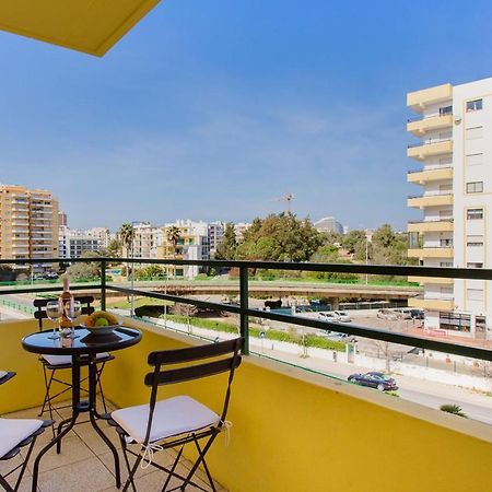 Light & Comfy Apartment W/ Pool & Balcony By Lovelystay Portimão Zewnętrze zdjęcie