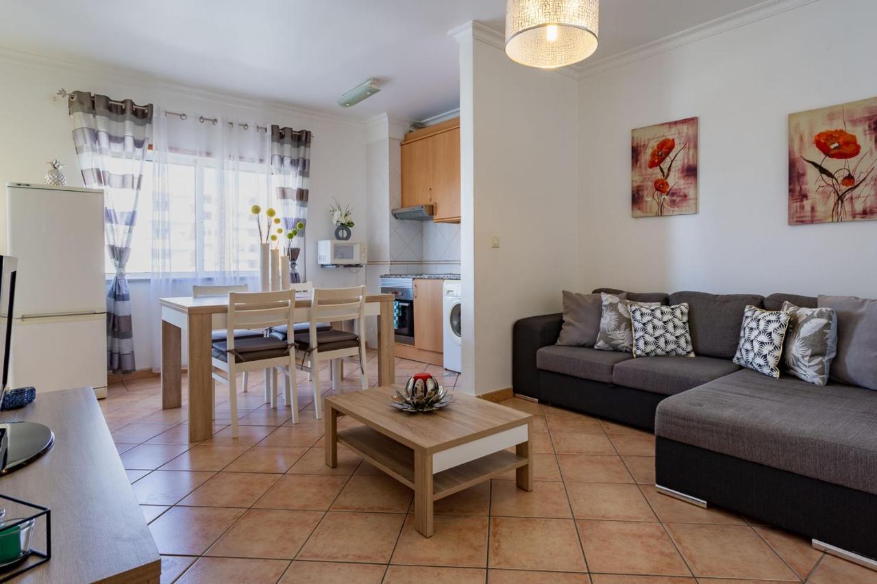 Light & Comfy Apartment W/ Pool & Balcony By Lovelystay Portimão Zewnętrze zdjęcie