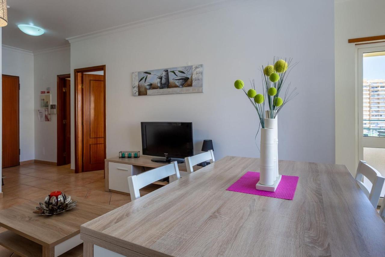Light & Comfy Apartment W/ Pool & Balcony By Lovelystay Portimão Zewnętrze zdjęcie